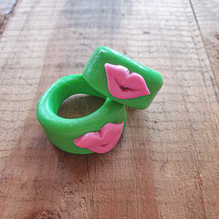 Green Lips Ring