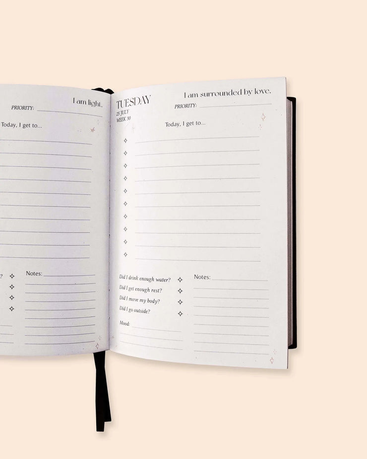 2023 Daily Planner - Ivory